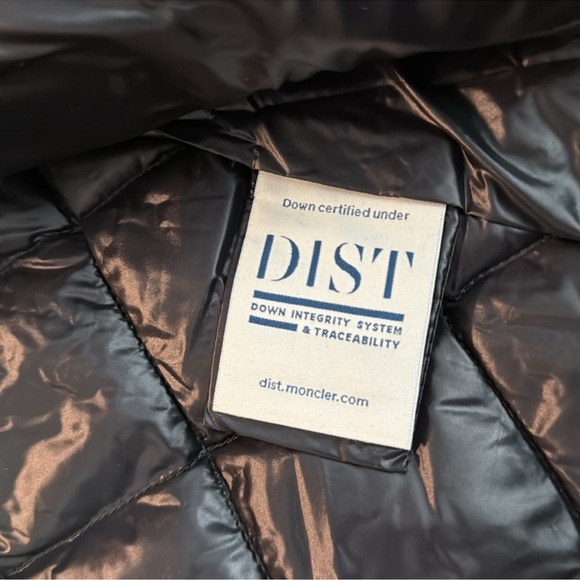 💕HP💕Moncler women’s black jacket - Picture 7 of 11